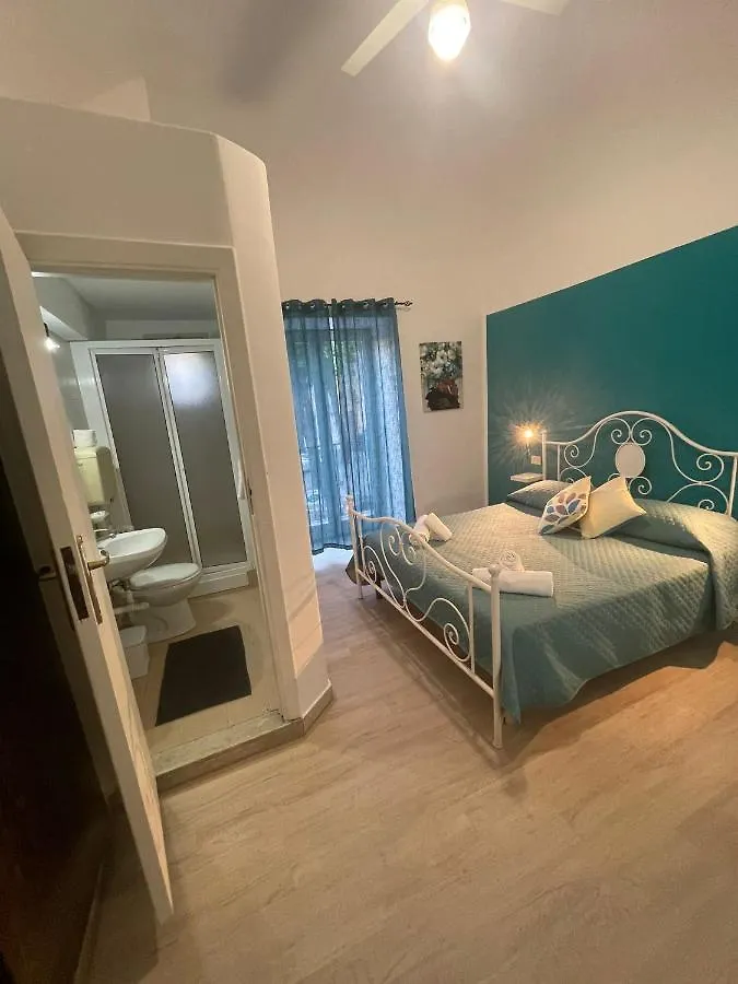 Maqueda Rooms Palermo 0*,  Italy